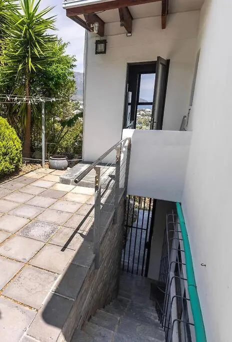 View Talay Apt - Panoramic Views & Walk To Beach Le Cap 0*,